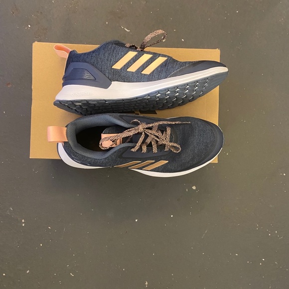 Rapid run x j Adidas - Picture 3 of 4